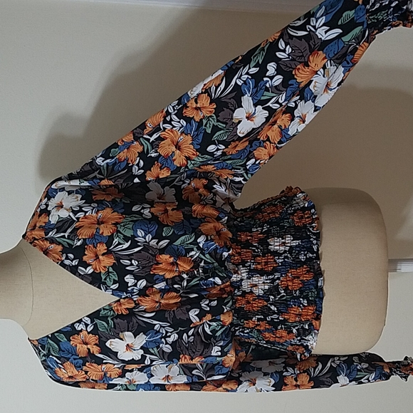 New. No tags. Floral Blouse - Picture 2 of 5